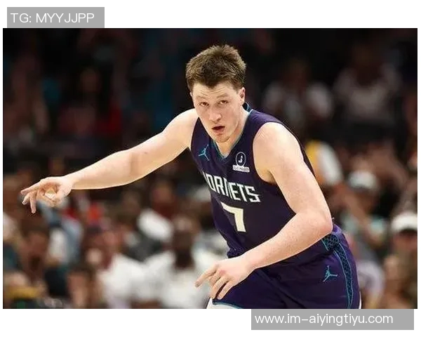 黄蜂主教练透露克尼佩尔X光检查结果正常回到主场后将获取更多信息